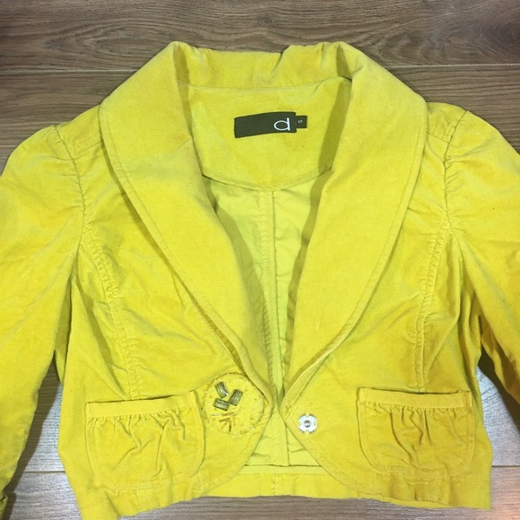 🌻 Dynamite Yellow Crop Blazer🌻 - Picture 5 of 5